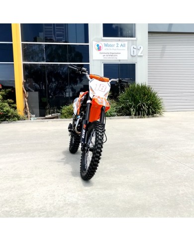 125CC PIT MOTOR DIRT BIKE TRAIL MOTOCROSS PRO KICK START 14/17 BIG WHEEL ORANGE