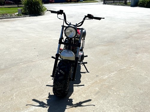 MB200 TrailMaster Hurricane 200X Mini Bike Coleman Full sized Kids Adults Bike RED