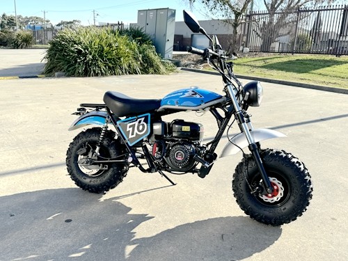 MB200X TrailMaster Hurricane Mini Bike Coleman Full sized REC-REG E-start BLUE