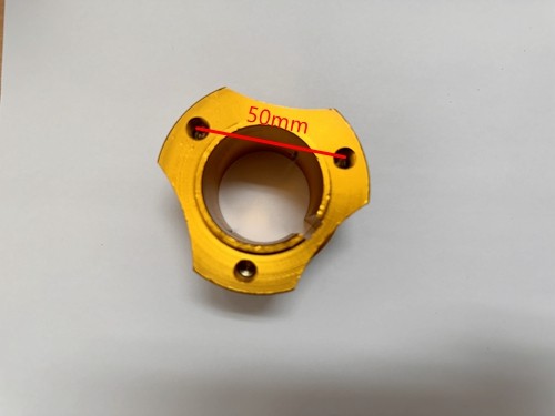 DISC Hub CARRIER HUB SPROCKET 40MM AXLE WITH 8MM KEYWAY 3 STUD KART TRIKE