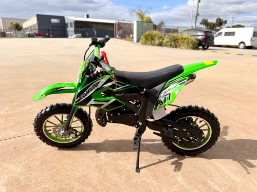 49cc Motorbike Mini Motor Dirt Bike for Kids, Pocket Rocket, Pee Wee Motorcycle 50cc in Green