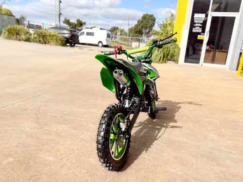 49cc Motorbike Mini Motor Dirt Bike for Kids, Pocket Rocket, Pee Wee Motorcycle 50cc in Green