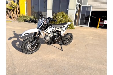 Bolt50 50cc Kids Dirt Bike 4-Stroke Electric Start Safe Easy Fun Off Road AUTO